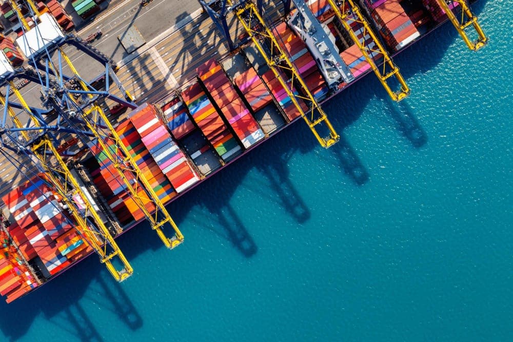 Logistics distribution center