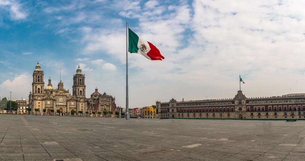 Lattice Na'at, modelo fundacional para México y LATAM